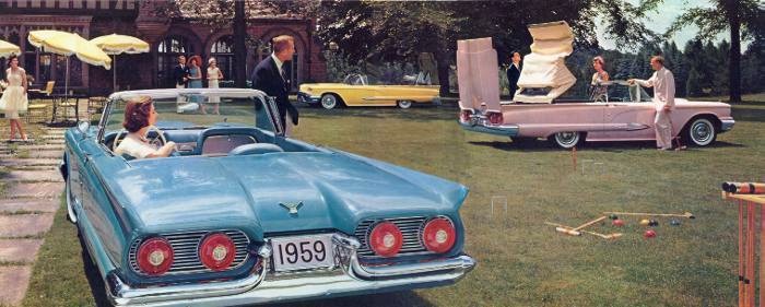 In case you didn't recognize it, this is the good life: three 1959 Ford Thunderbird Convertibles in one photograph!