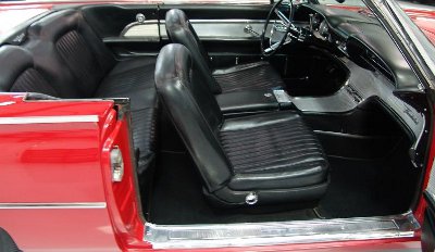 Image: 1962 Thunderbird standard interior in Black Vinyl